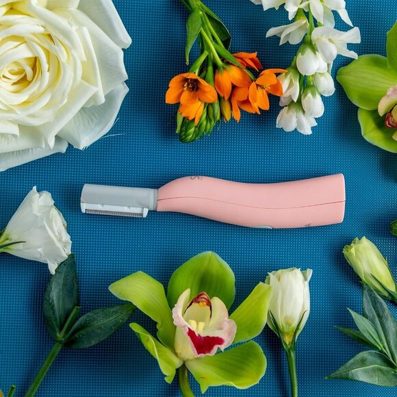 SIMA Patented Dermaplane Razor for Women Face – Painless 2-in-1 Facial Exfoliati - Picture 7 of 7